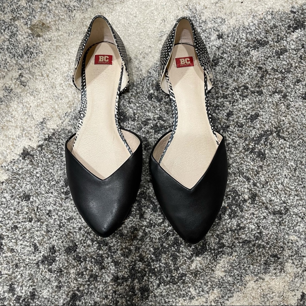 BC Footwear Black Flats EUC 7.5